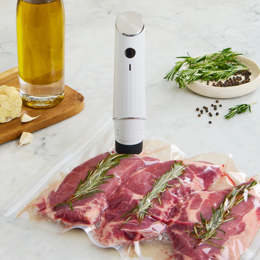 PRESERVIA VACUUM SEALER + REUSABLE BAGS